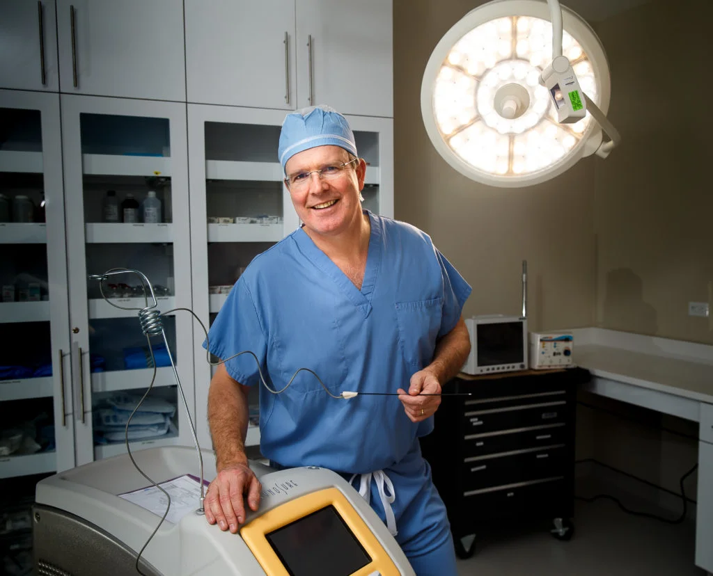 Philadelphia plastic surgeon R. Brannon Claytor, MD, FACS in the operating room